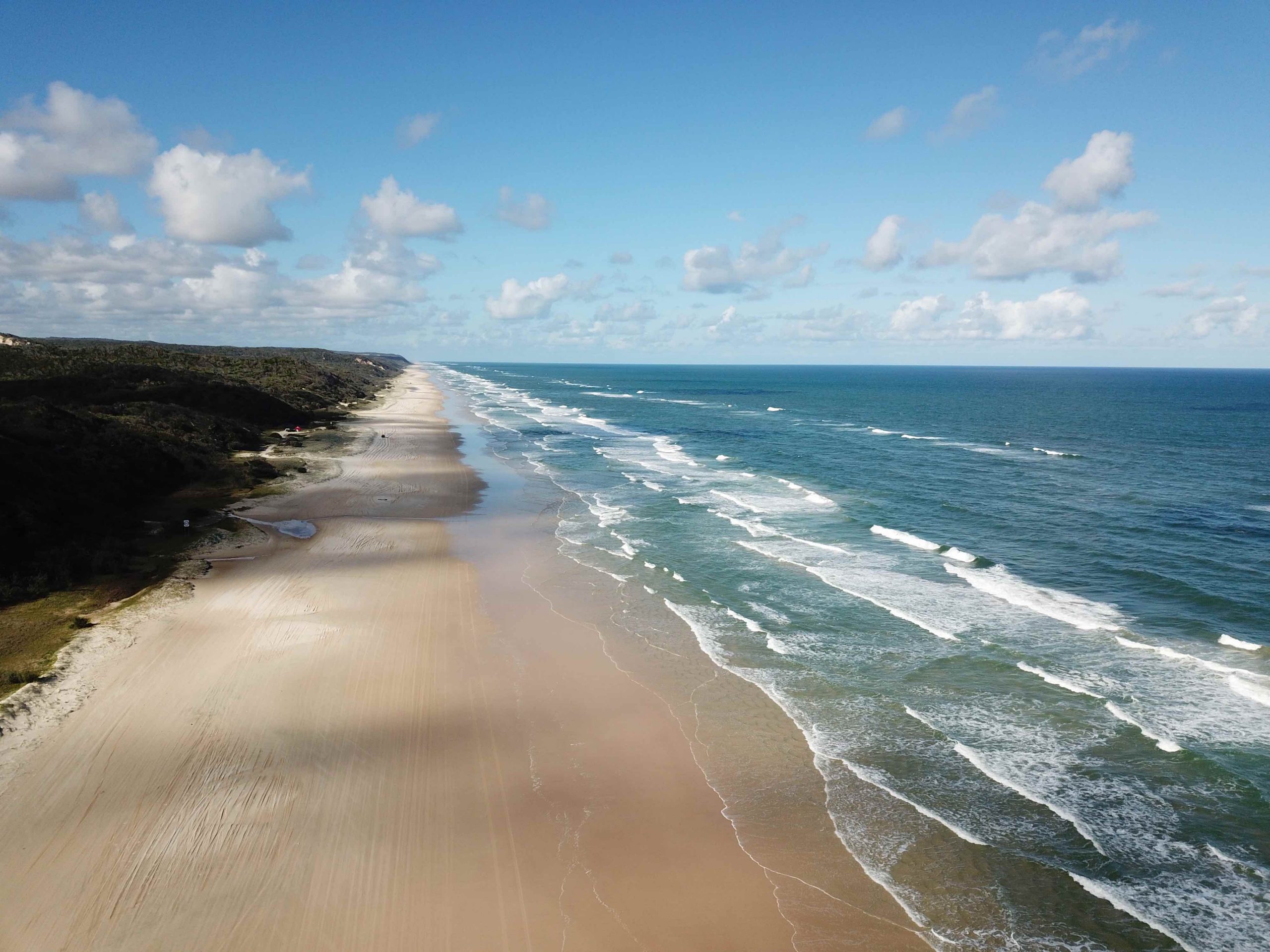 View of 75 Mile Beach on Fraser Island